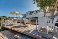 Front deck