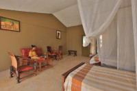 Emerald Lodge Room 