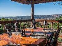 Outdoor Dinning with a View