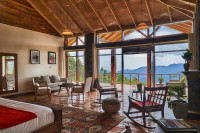Honeymoon Suite