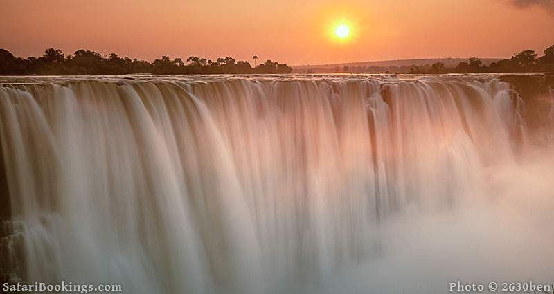 Victoria Falls or Mosi-oa-Tunya