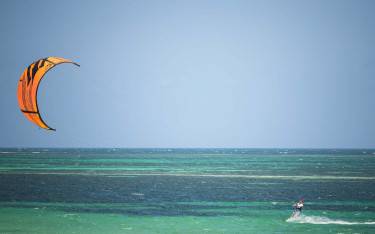 Kitesurfer