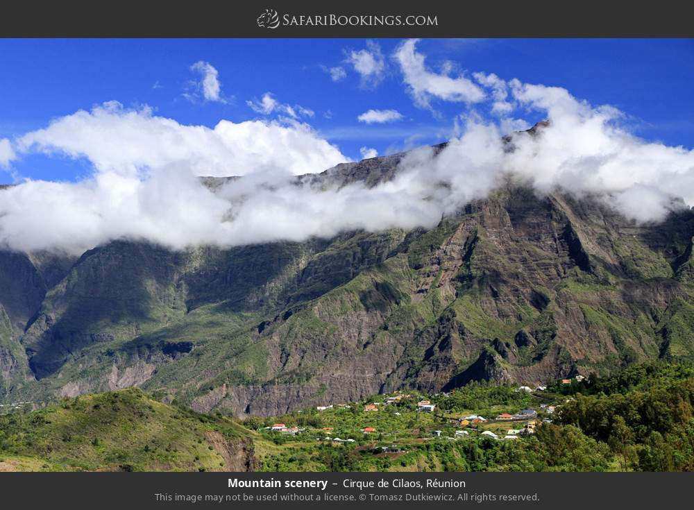 Mountain scenery of Cirque de Cilaos in Cirque de Cilaos, Réunion