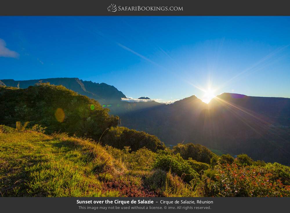 Sunset over the Cirque de Salazie in Cirque de Salazie, Réunion