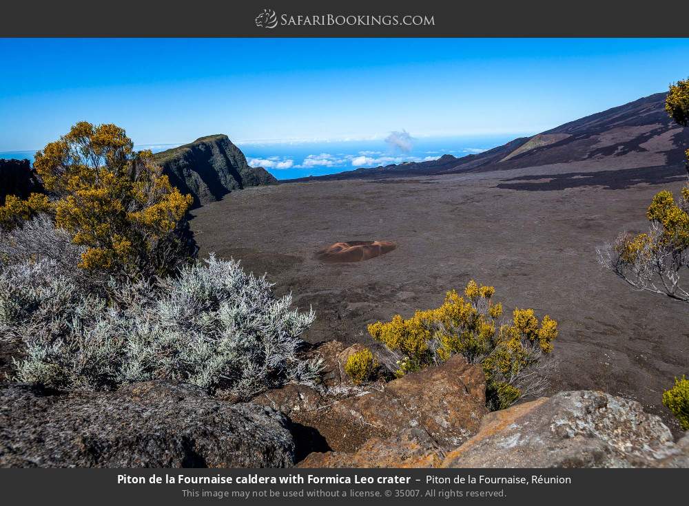 Piton de la Fournaise caldera with Formica Leo crater in Piton de la Fournaise, Réunion