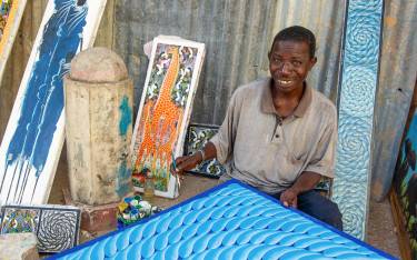 Tingatinga painter