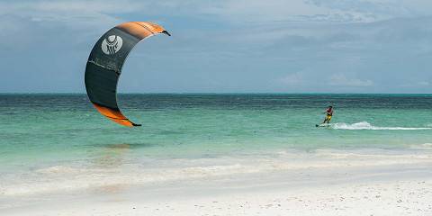 5-Day Mt Kilimanjaro, Serengeti & Zanzibar Midrange Tour