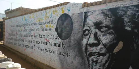 1-Day Soweto & Apartheid Museum Tour + Traditional Lunch