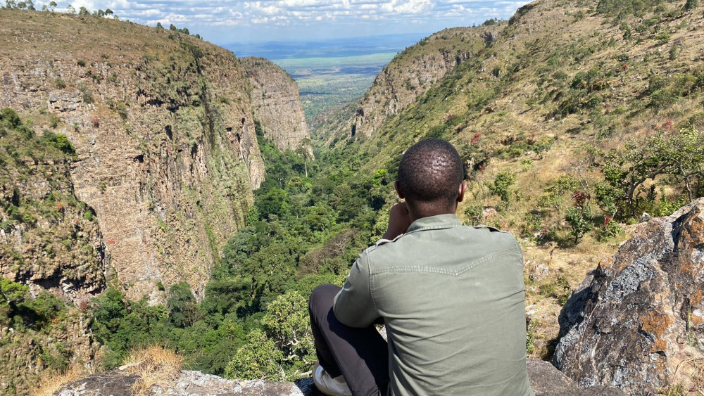 The Best of Burundi Mixed Culture and Nature Tour