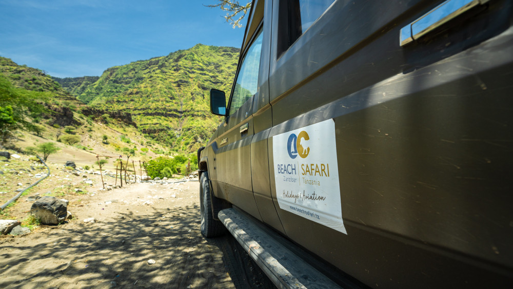 Lake Hopping Glamping Safari