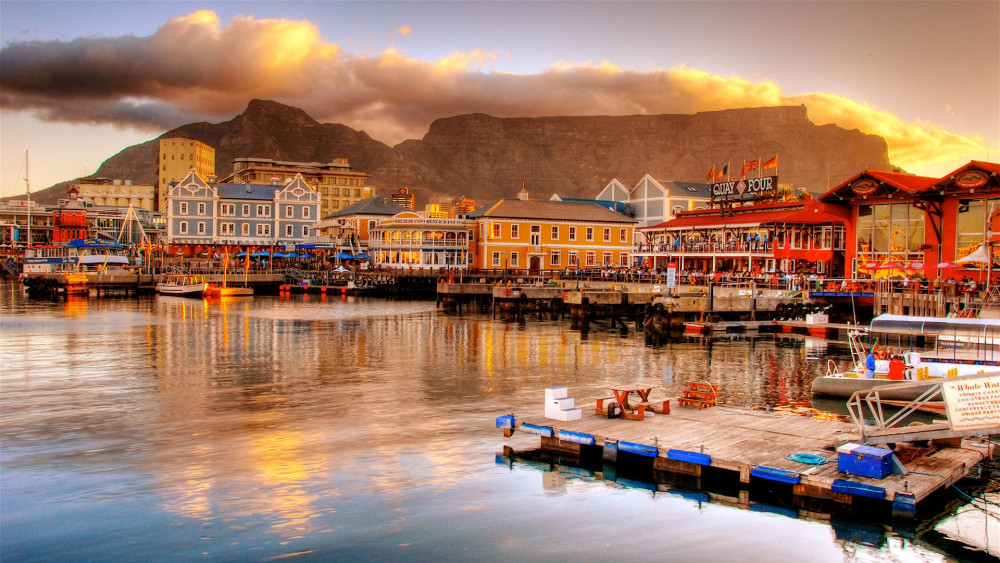 Luxury Tour Starting in Cape Town