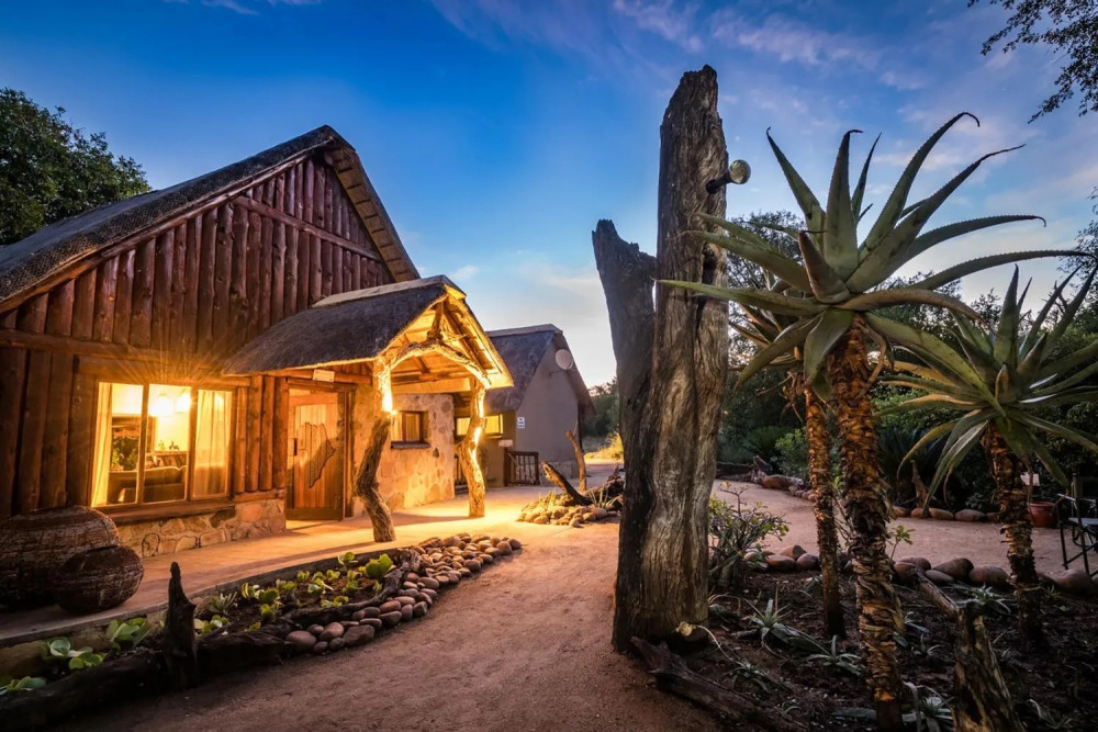 Kruger & Sabi Sand Rustic Safari Camp