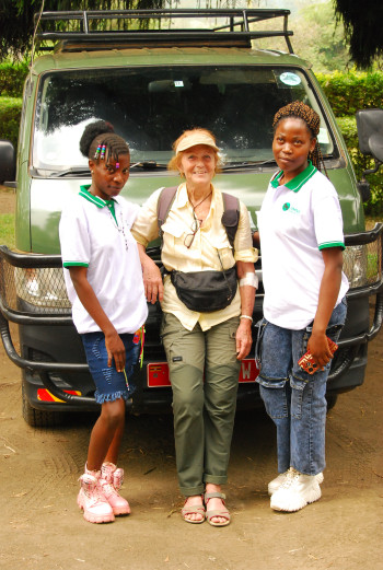 Jimnat Gorilla Tours Photo
