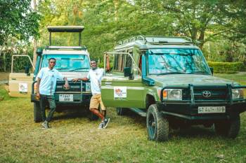 FIF (T) Tours and Travel guides